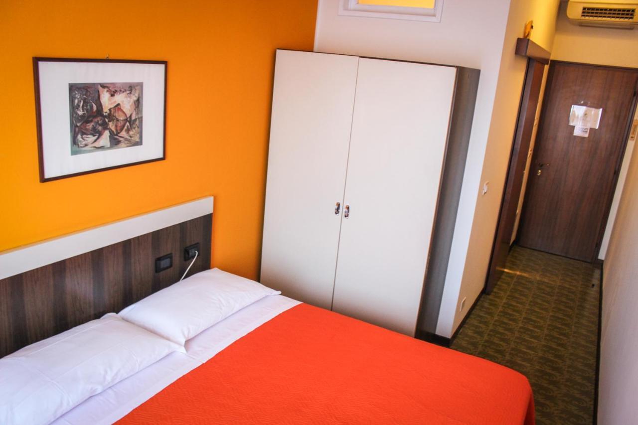 Hotel Centrale Este
